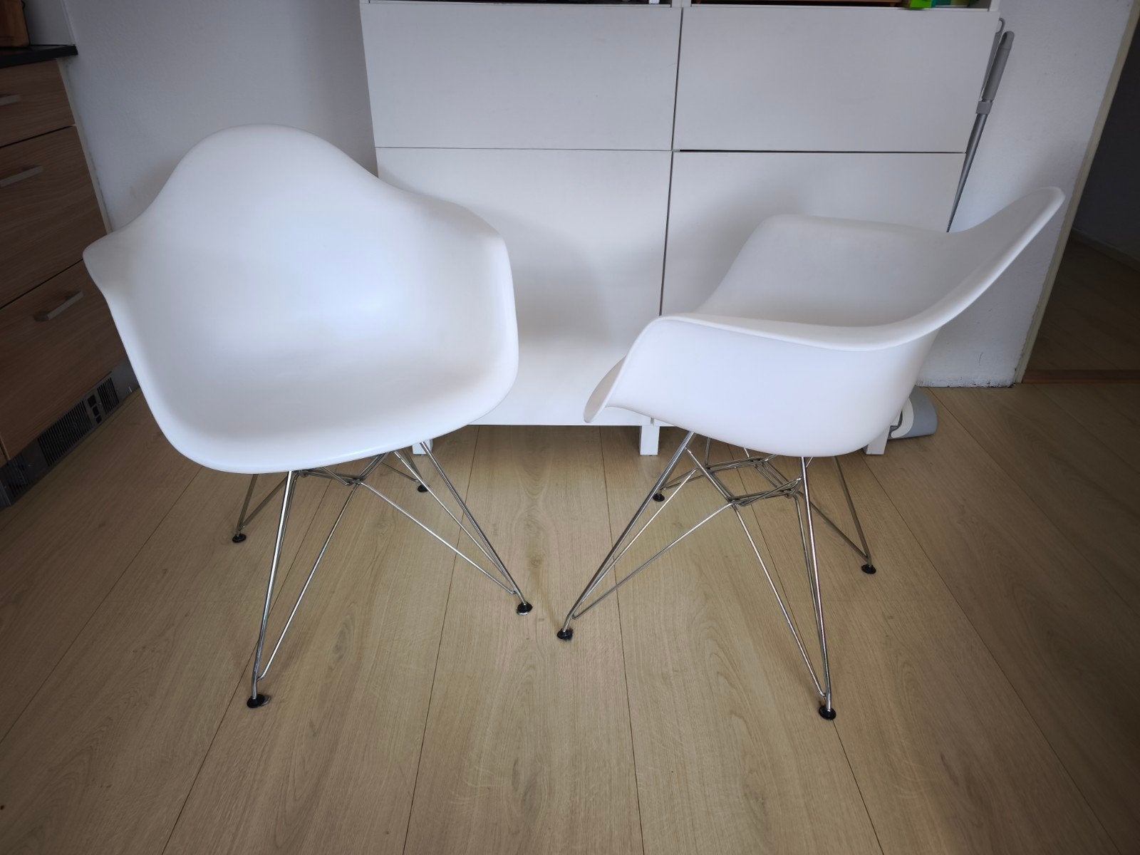 2 x Eames Vitra REPLICA Stoel WIT, Ophalen, Gebruikt, Wit