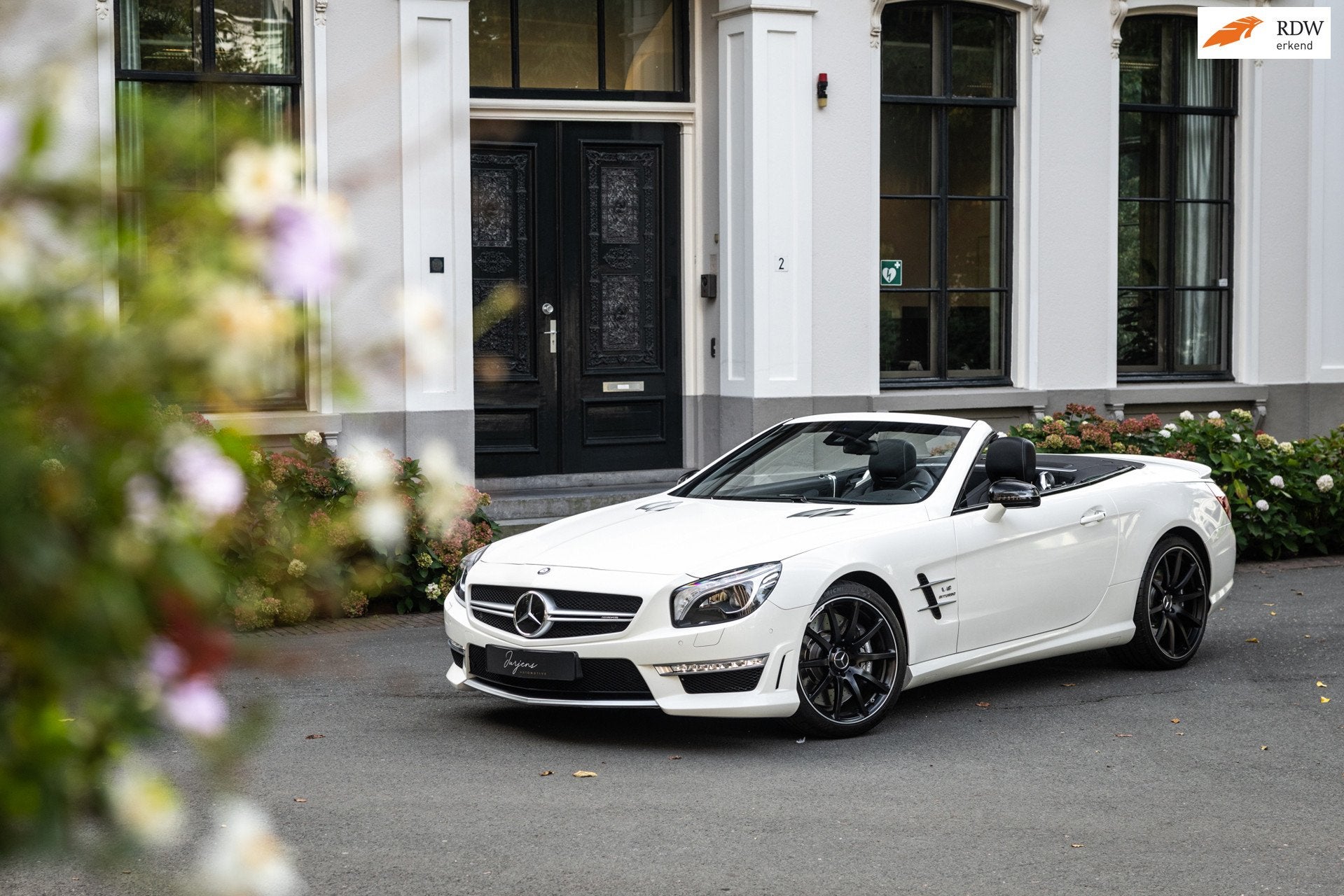 Mercedes-Benz SL-klasse 63 AMG (585pk) Designo IWC Magic Sky, Automaat, Achterwielaandrijving, Gebruikt, Cabriolet