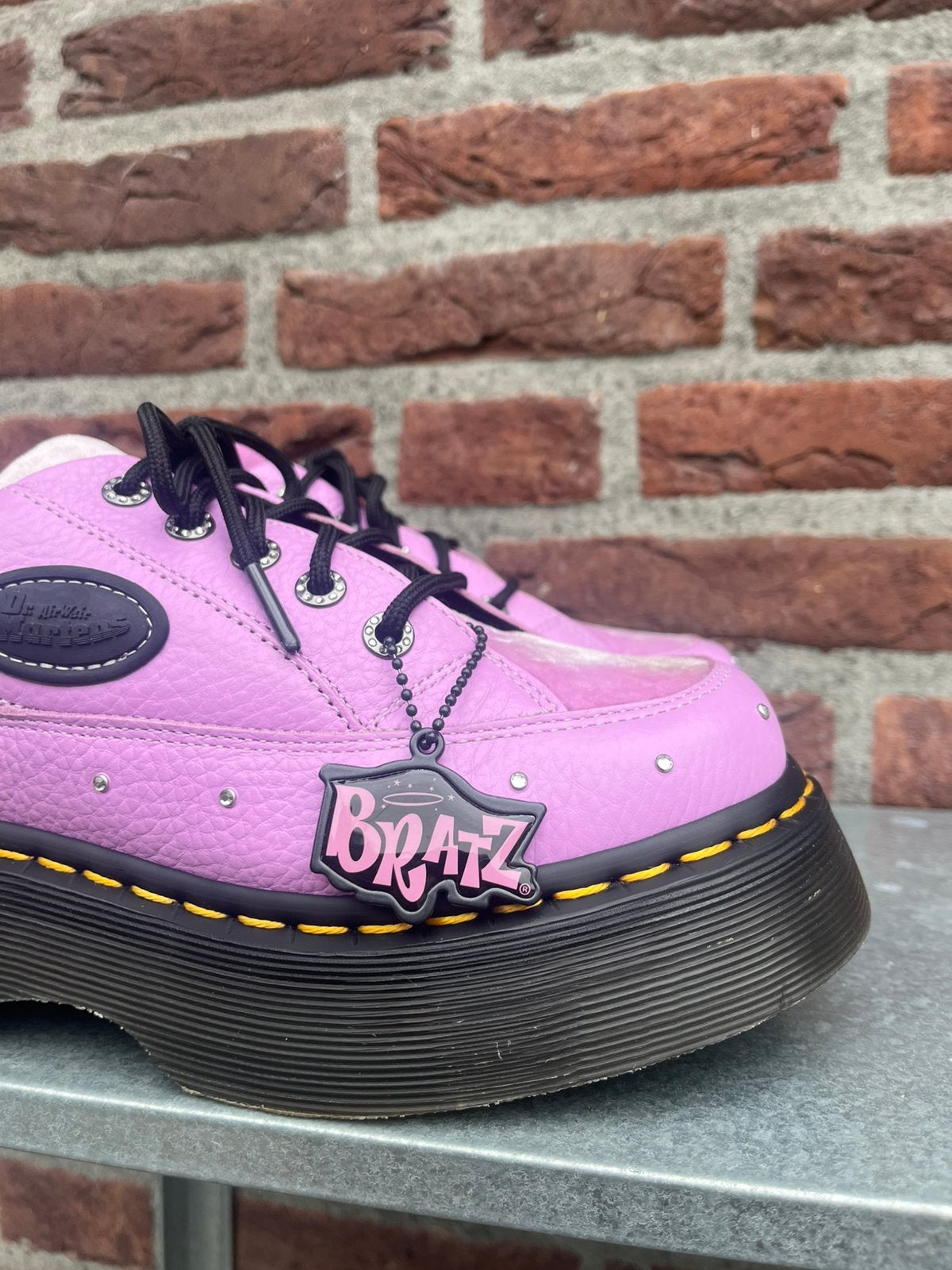 Dr. Martens X Bratz buzz sole maat 37, Dr. Martens, -, -, Lage of Enkellaarzen