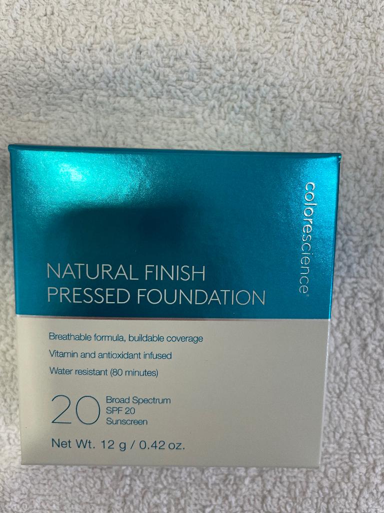 Colorescience pressed foundation, Sieraden, Tassen en Uiterlijk, Uiterlijk | Cosmetica en Make-up, Gehele gezicht, Beige, Nieuw