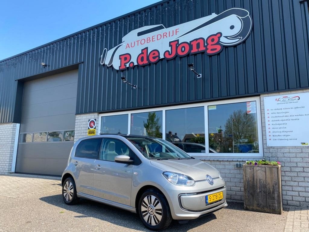 Volkswagen E-UP E-UP! 82PK 5D / Panoramadak / Stoelverw. / A, Auto's, Overige modellen, 315 min, Te koop, Hatchback