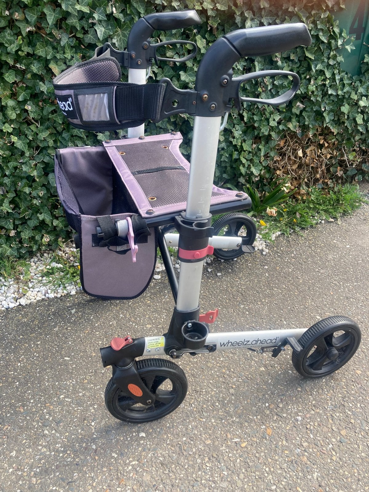 Gebruikte Wheels ahead inklapbare rollator, Diversen, Ophalen, Opvouwbaar, Gebruikt