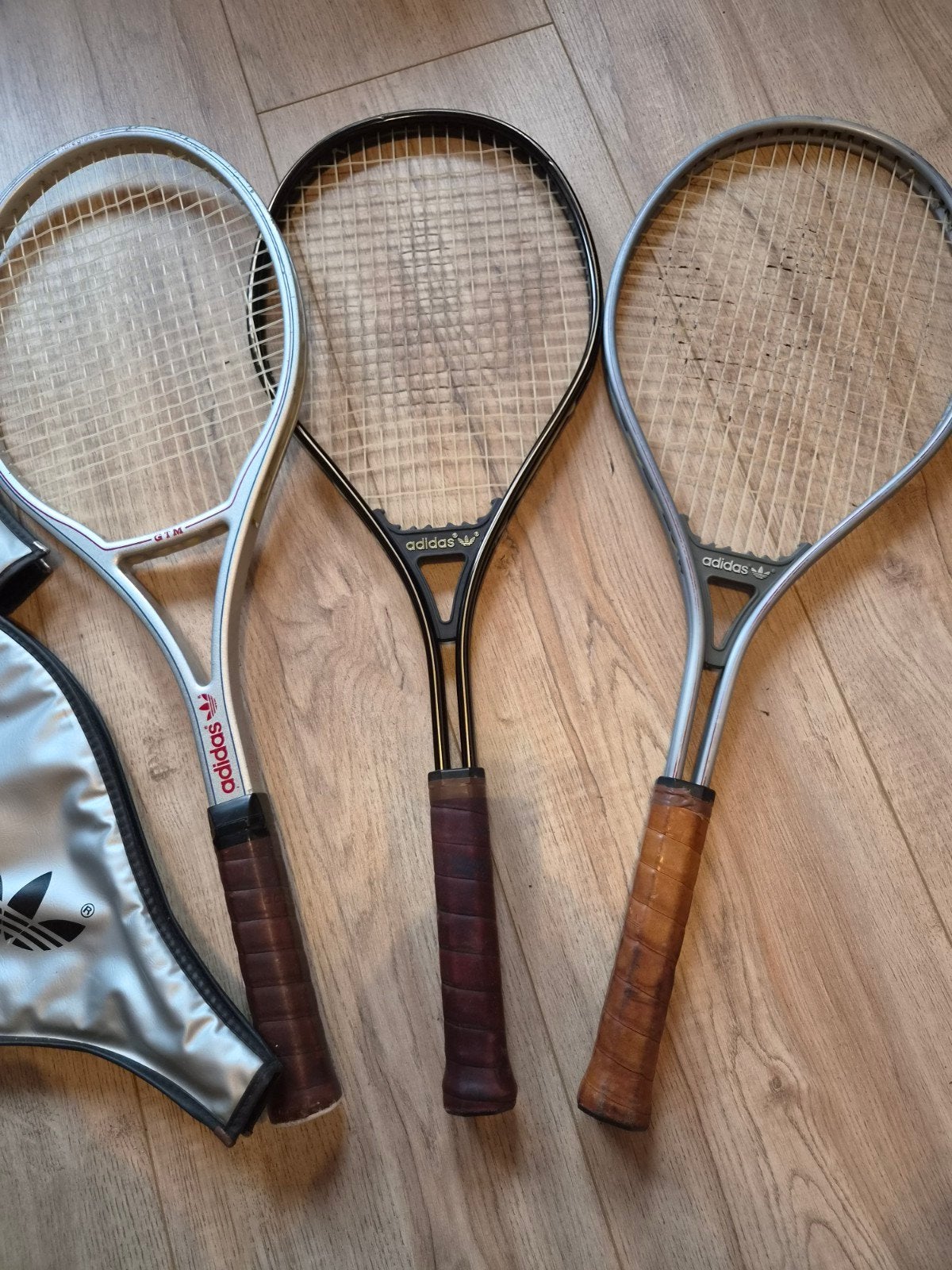 Vintage Adidas tennisrackets (3 stuks) met  hoezen, Sport en Fitness, Tennis, Adidas, Gebruikt, L4, Ophalen of Verzenden