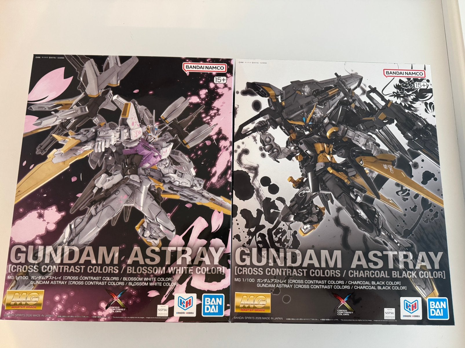 Bandai MG 1/100 gundam astray (cross contrast color) set kit, Ophalen of Verzenden, Nieuw, 1:50 of kleiner, Figuur of Figuren