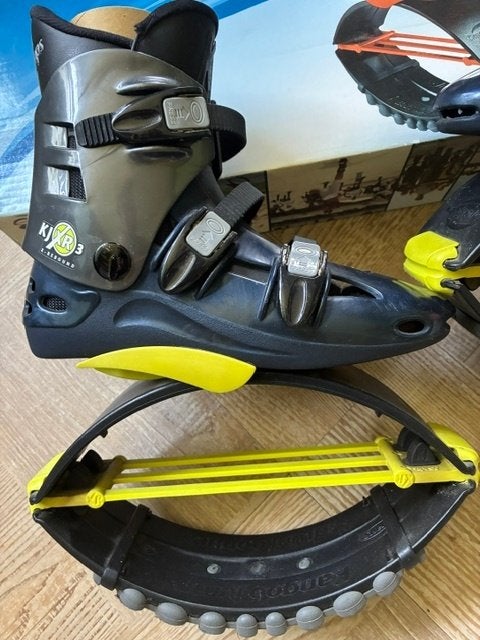 kangoo jumps maat M 39/41, Ophalen, Zo goed als nieuw, Benen, Overige typen