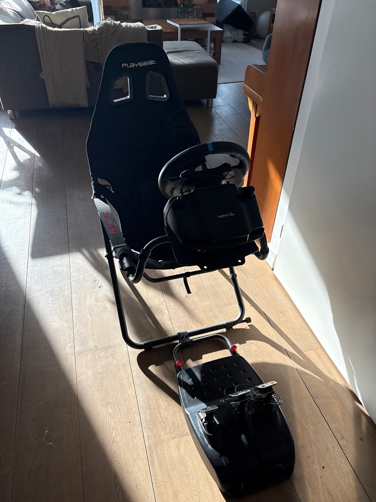 Foto 4 van Logitech G29 met Playseat Challenge en Shifter