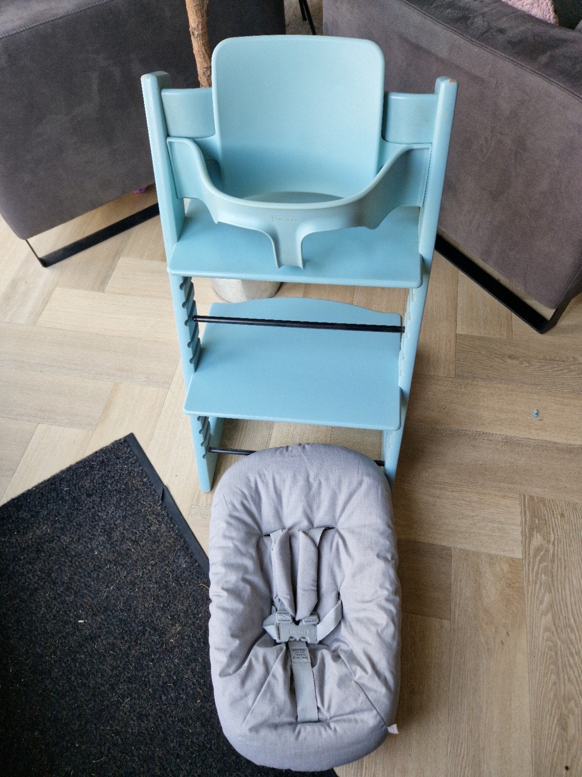 aqua bleu stokke tripp trapp + babyset en newborn, Ophalen of Verzenden, Gebruikt, Meegroeistoel, Aanschuifbaar