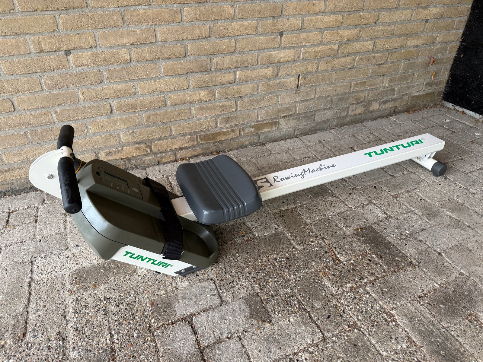 Tunturi R605 Roeitrainer – In goede werkende staat!, Ophalen, Armen, Zo goed als nieuw, Metaal