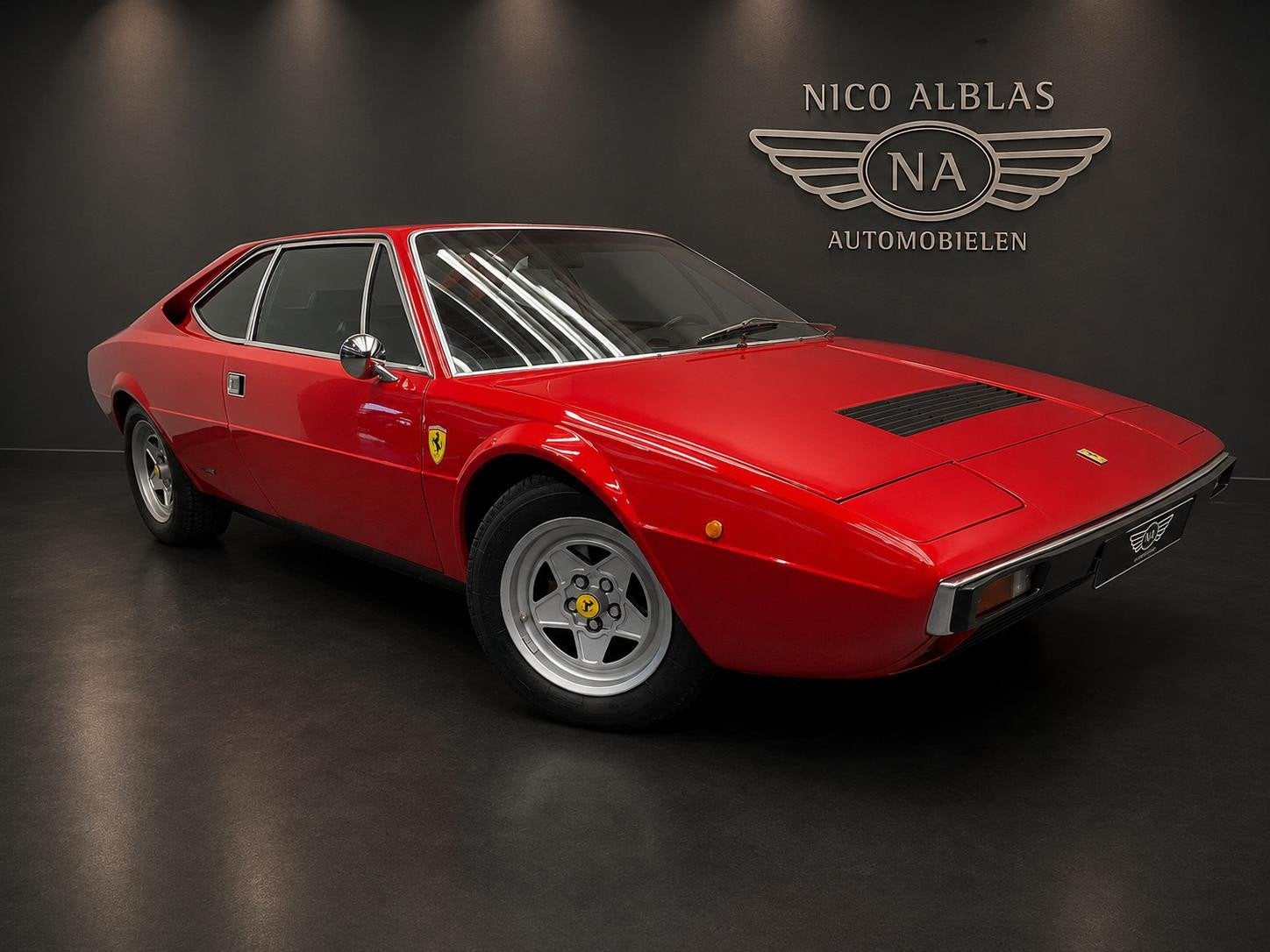 Ferrari Dino 208 GT4 2+2 Coupé, Auto's, Lichtmetalen velgen, Gebruikt, 4 stoelen, Bedrijf