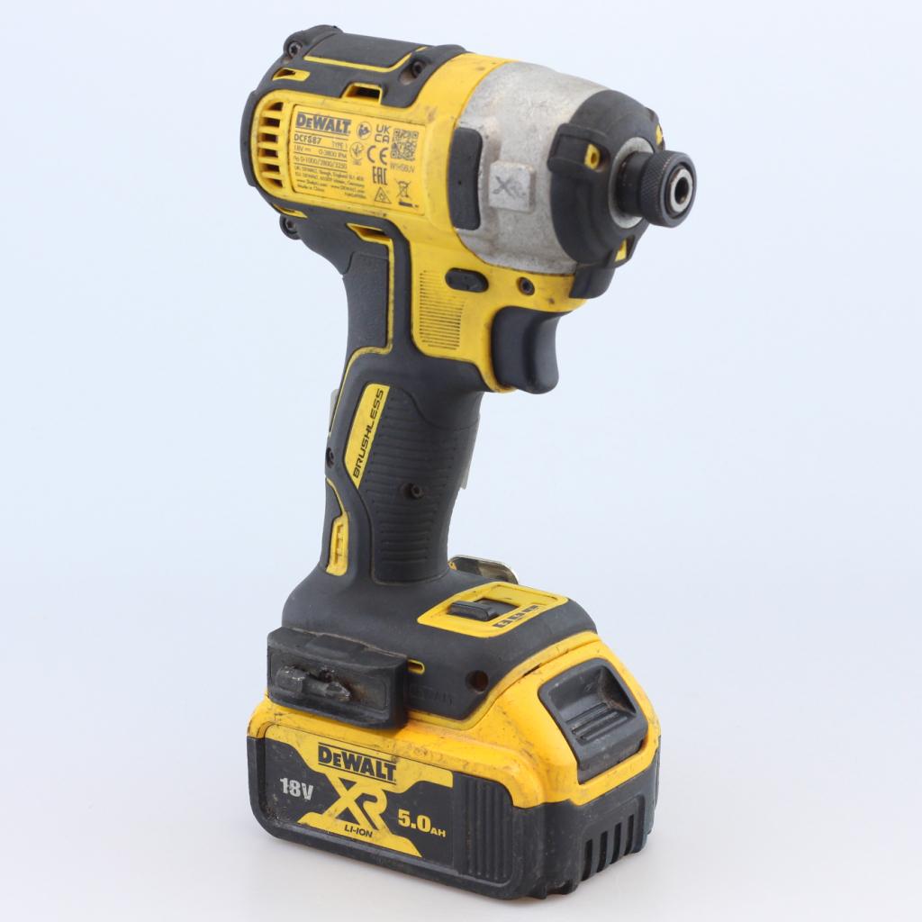 Dewalt DCF887 Slagschroevendraaier 2024 Incl Accu 5.0Ah 18V, Dewalt, Zo goed als nieuw, Support@dewalt.com, 701 E. Joppa Road
Towson, MD 21286
USA