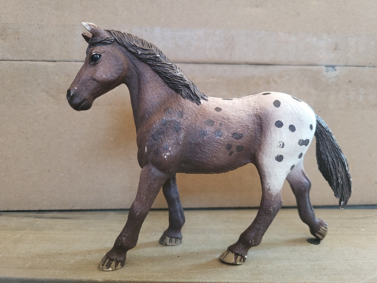 Schleich Appaloosa merrie 13861 - beschadigd, Ophalen of Verzenden