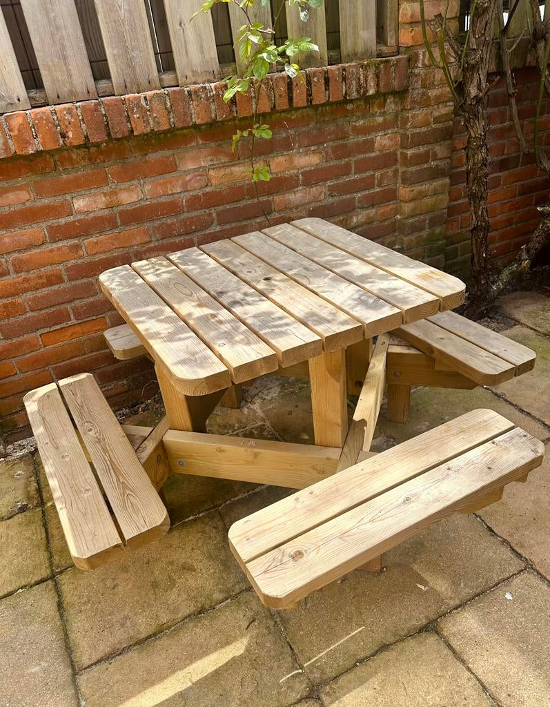 Vierkante kinderpicknicktafel, Tuin en Terras, Picknicktafels, Vierkant, Zo goed als nieuw, Hout, Ophalen