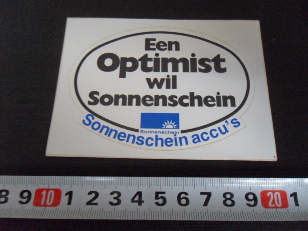 sticker Een OPTIMIST wil Sonnenschein accu's, Verzamelen, Ophalen of Verzenden, Zo goed als nieuw