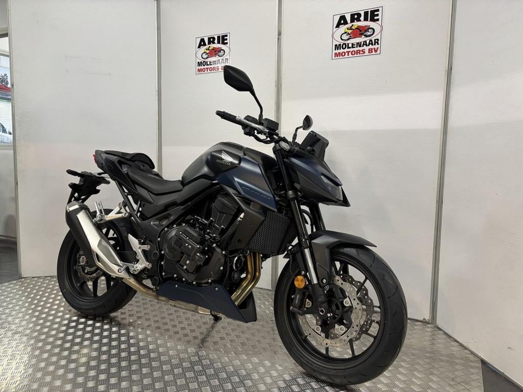 Honda CB750 Hornet E-Clutch (bj 2026), 2 cilinders, HONDA, Bedrijf, Onbekend