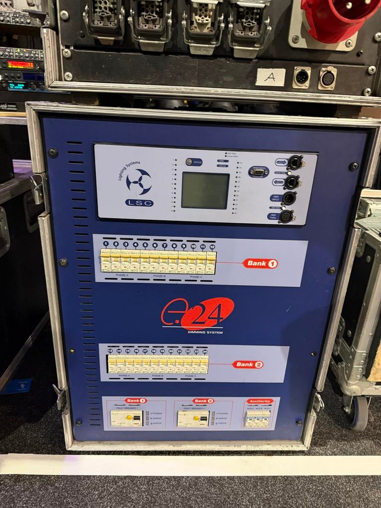 LSC E24 Dimmerrack - 24-kanaals DMX Dimmersysteem, Gebruikt, Lsc, Lsc, Licht