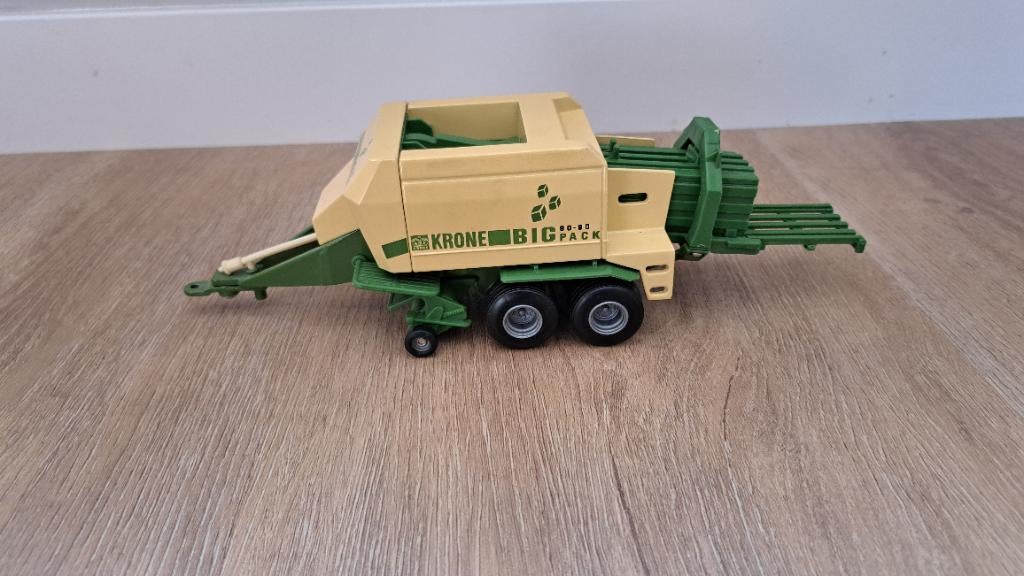 Krone balenpers Siku 1:32, Ophalen of Verzenden, Gebruikt, Tractor of Landbouw, SIKU
