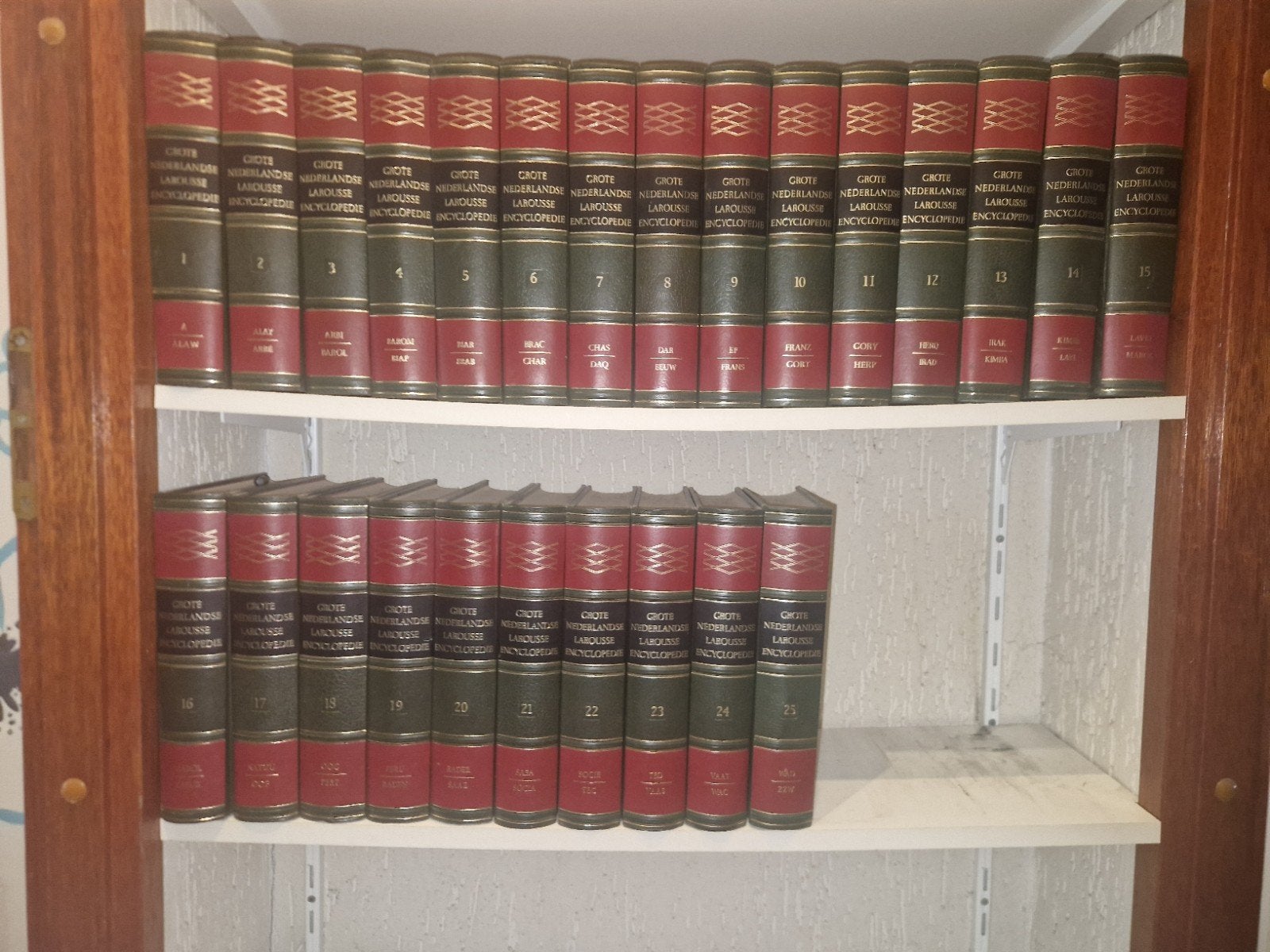 Grote Nederlandse Larousse Encyclopedie - Complete Serie, Boeken, Encyclopedieën, Ophalen of Verzenden, Zo goed als nieuw, Algemeen