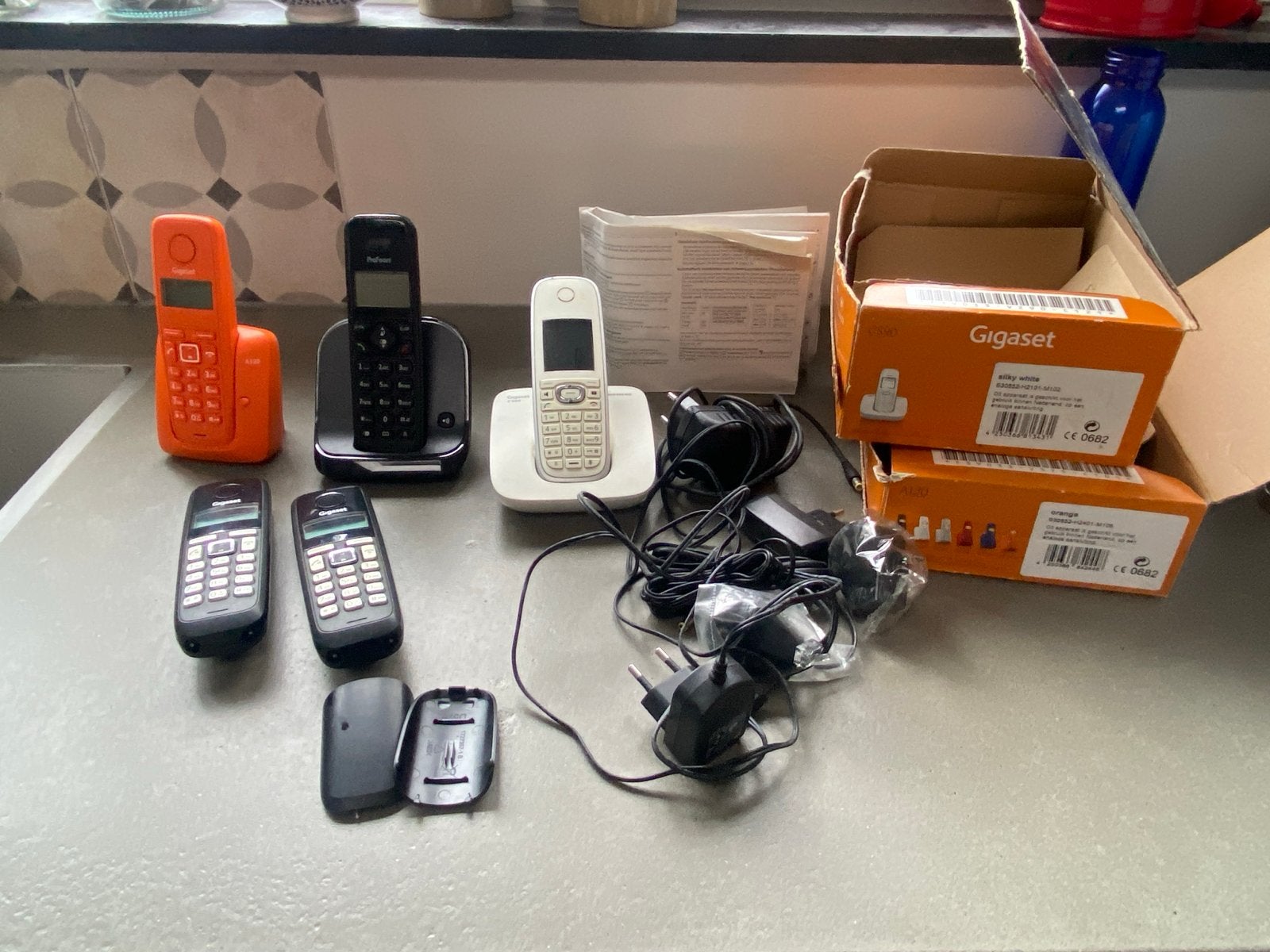 Diverse Gigaset en Profoon DECT telefoons en onderdelen, Ophalen of Verzenden, Gebruikt, 4 handsets of meer