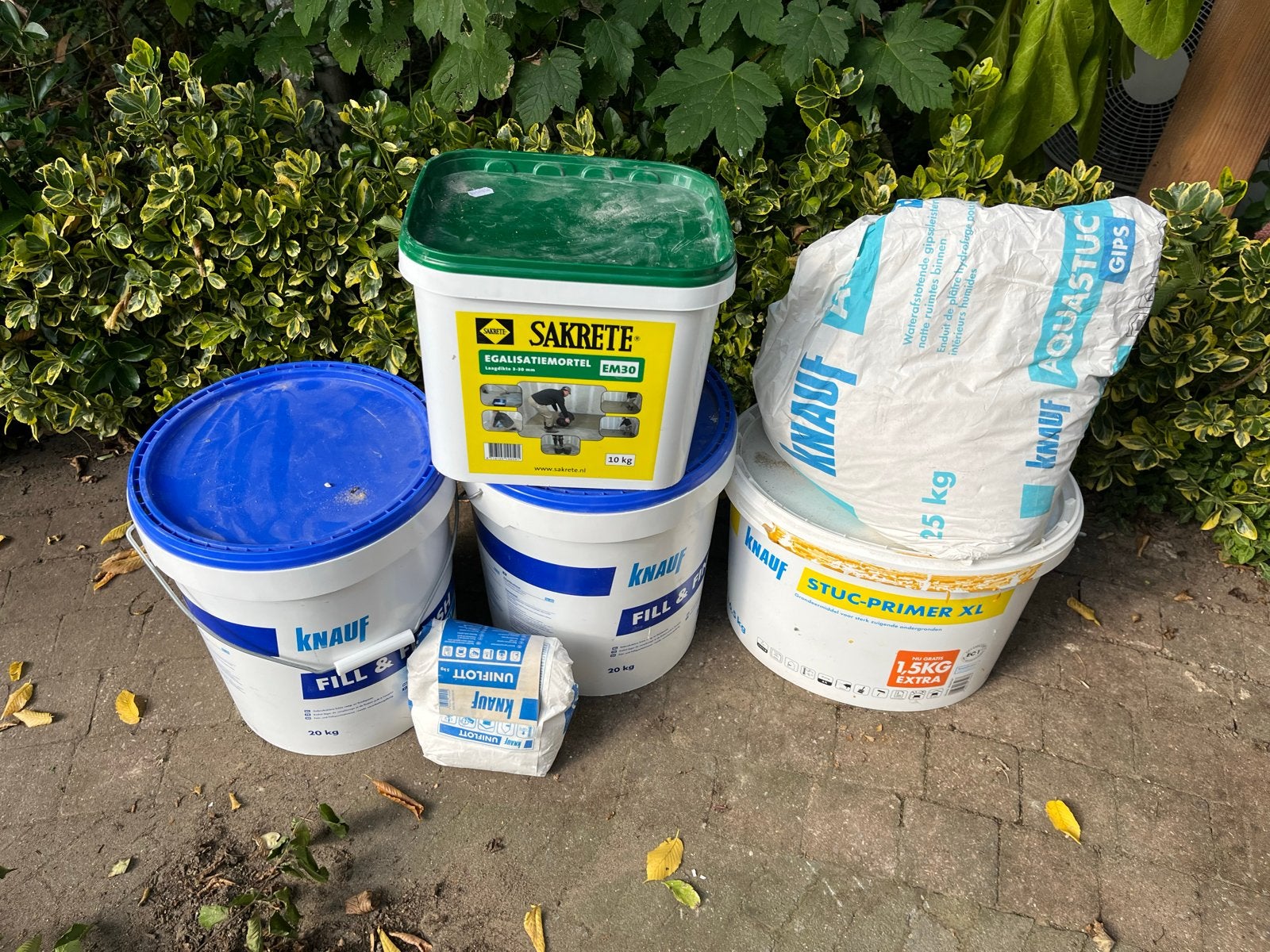 Diverse bouwmaterialen: Knauf, Sakrete, Aquastuc, Ophalen, Zo goed als nieuw