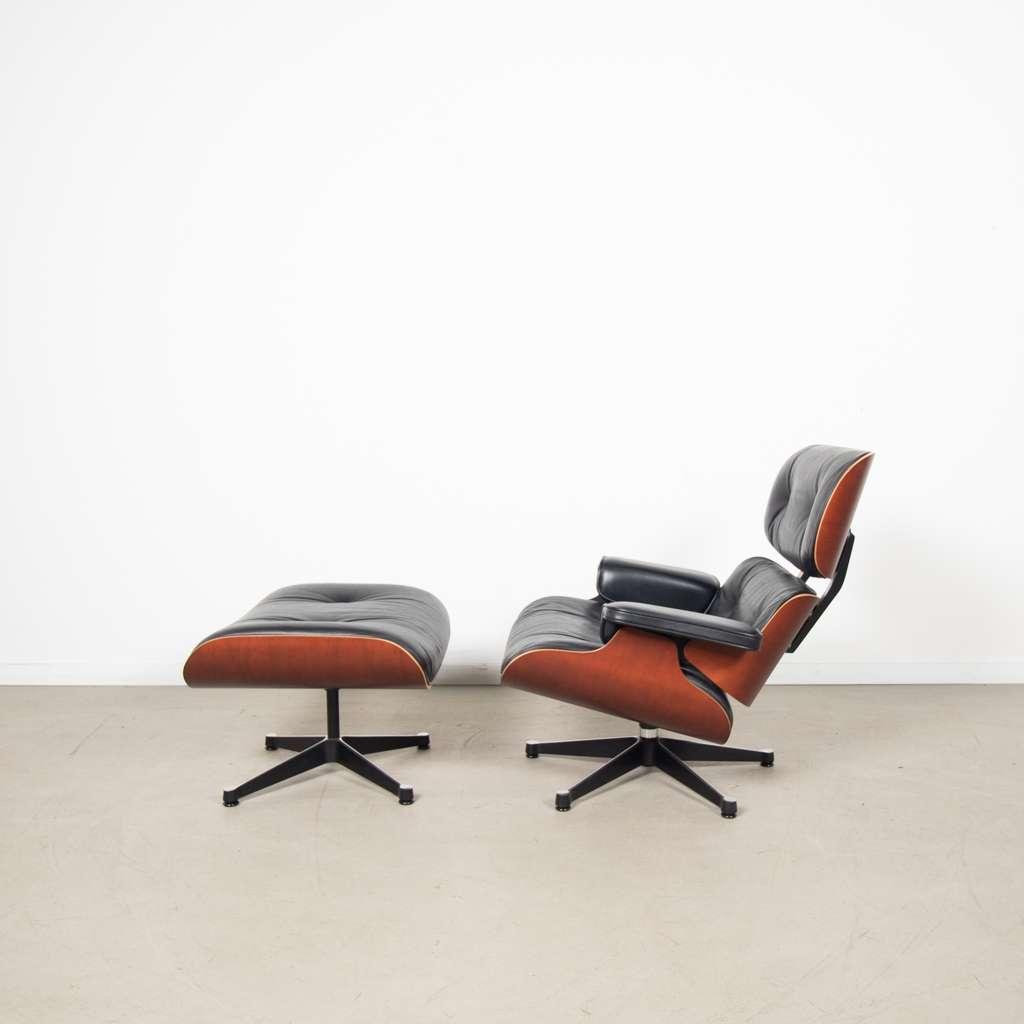 1x Vitra Eames Lounge Chair Fauteuil Zwart Leer + Hocker, Niet ingevuld, Niet ingevuld, 75 tot 100 cm, Zo goed als nieuw