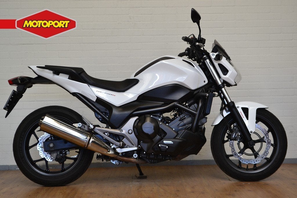 Honda NC 750 S DCT (bj 2015), Motoren, Dorneveld 180-184
B-1731  Zellik, BE, Honda Motor Europe, Gebruikt, Bedrijf