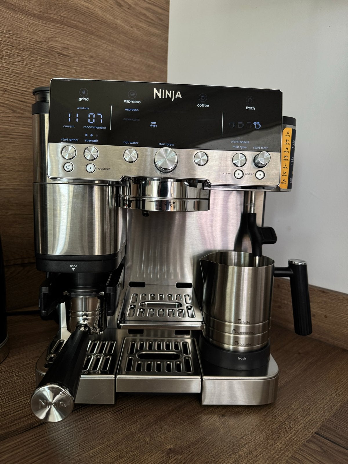 Ninja Koffiemachine - Luxe Barista Systeem, Ophalen, Koffiemachine, Koffiebonen, Zo goed als nieuw