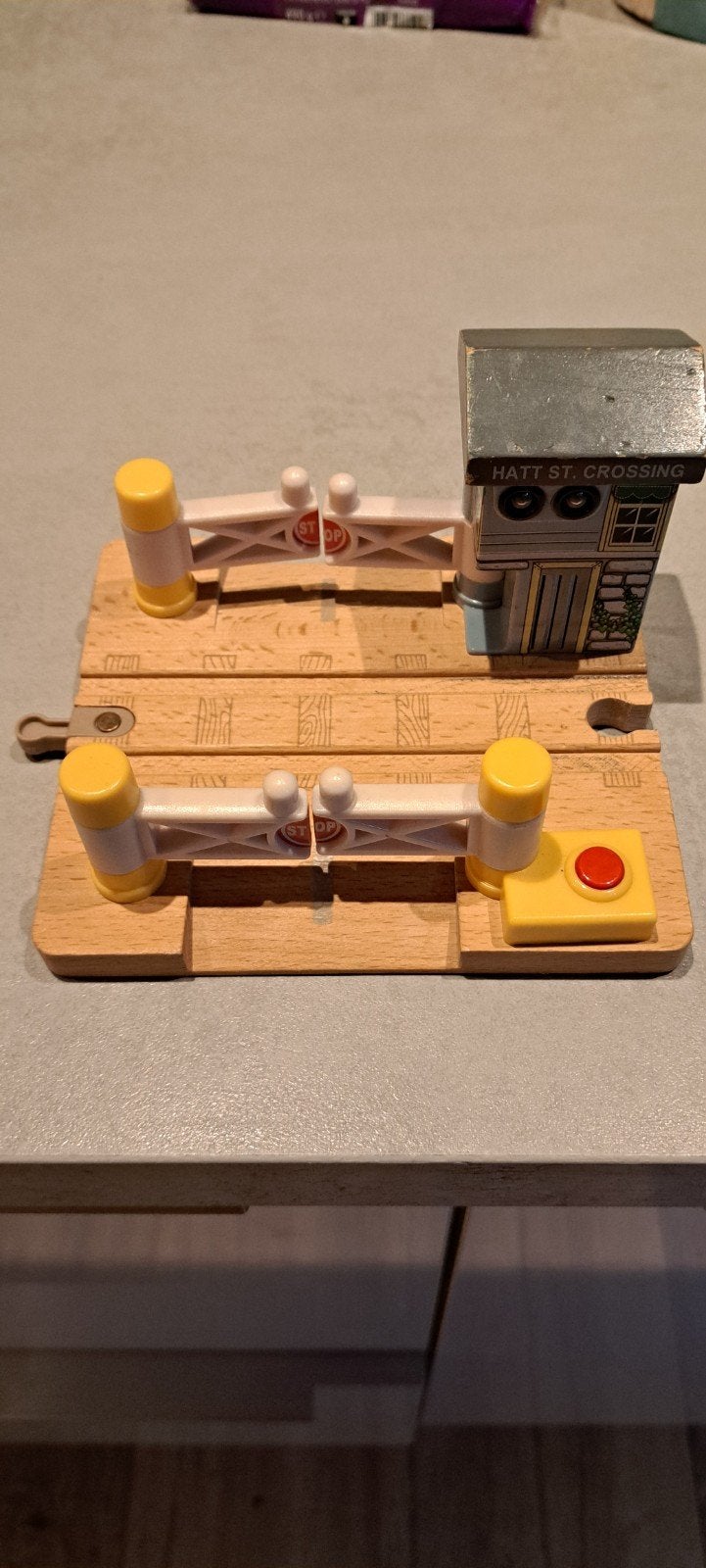 Thomas Wooden Railway Hatt St. Crossing, Ophalen of Verzenden
