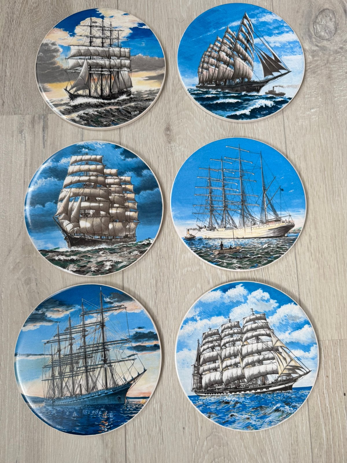 Set van 6 wandbordjes met wereldberoemde schepen, Antiek en Kunst, Ophalen of Verzenden
