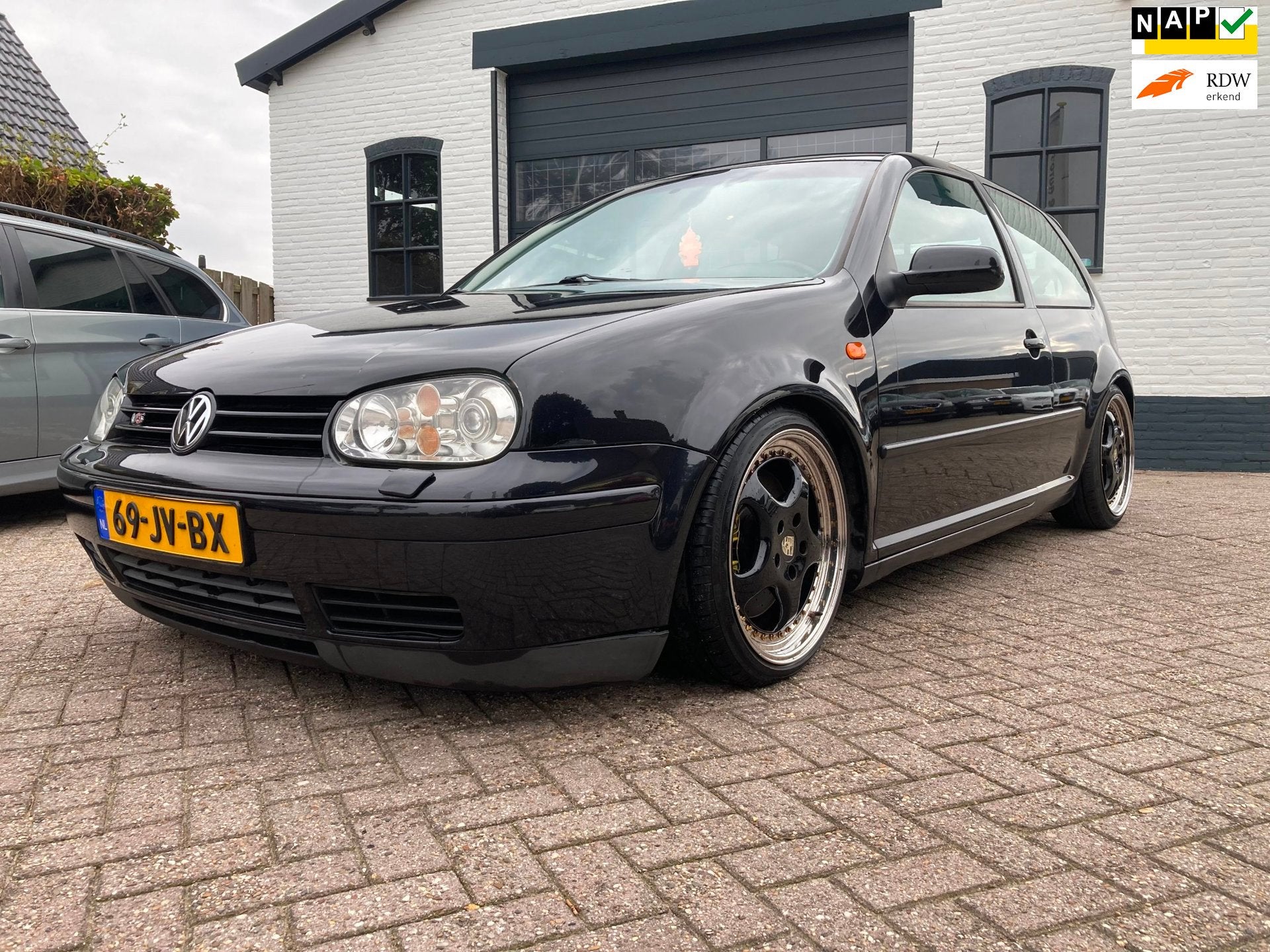 Volkswagen Golf 2.3 V5 Highline 170 PK Leer, Xenon, Clima, P, Auto's, Voorwielaandrijving, Gebruikt, Zwart, Bedrijf
