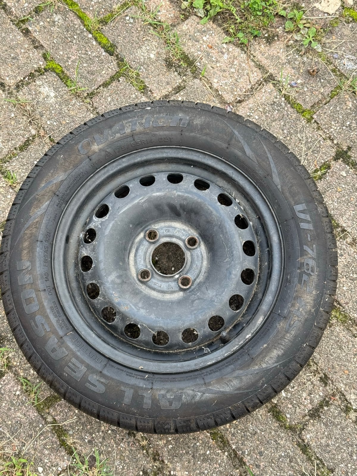 All-season band met velg 175/65R14 82T, Ophalen, Gebruikt