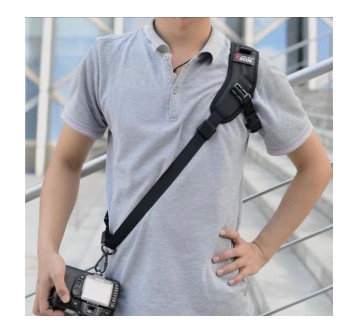 Focus camera riem schouderband sling band Canon Nikon enz, Ophalen of Verzenden, Zo goed als nieuw, Overige typen, Overige merken