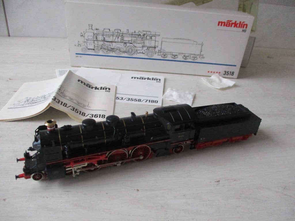 Märklin Rheingold 18.434 DR met 5 sterrenmotor no 3518, Hobby en Vrije tijd, Modeltreinen | H0, Wisselstroom, Locomotief, Ophalen of Verzenden