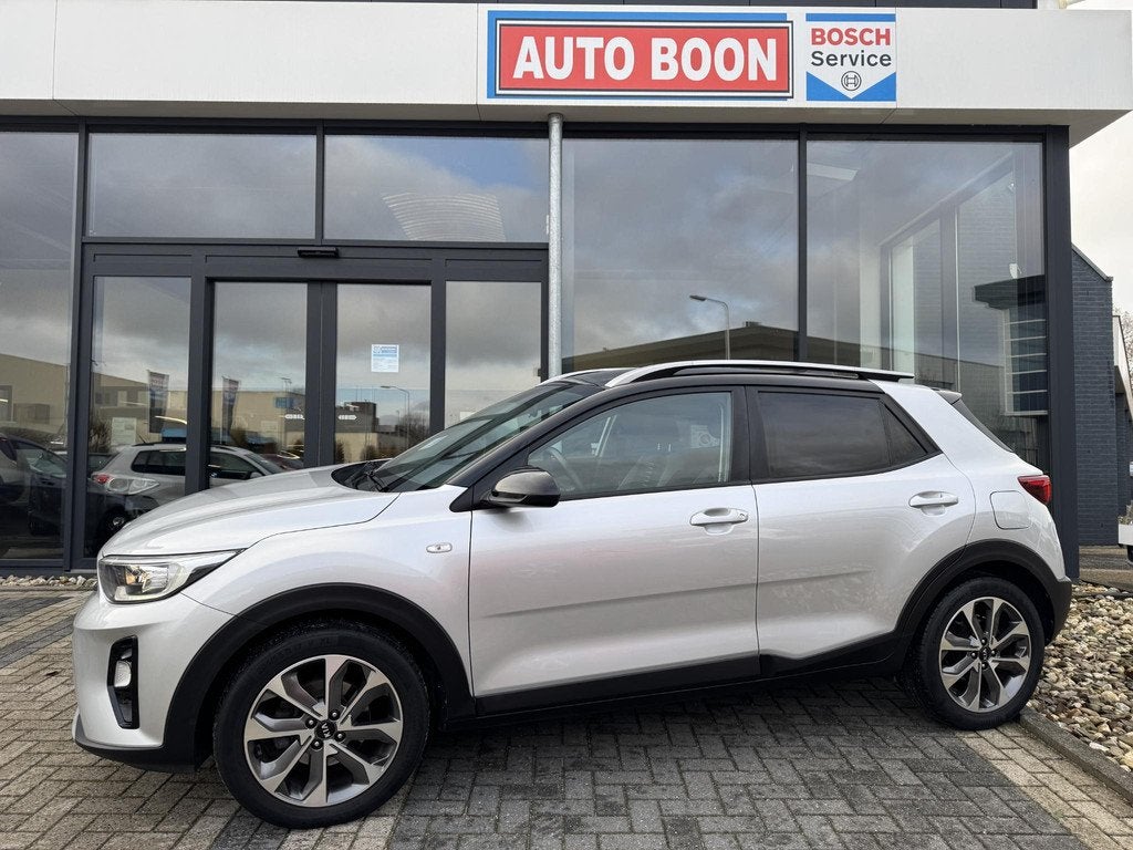 Kia Stonic 1.0 SPORTS 101PK : APPCARP/P-CAM/PDC/SPORT Int. L, Auto's, Voorwielaandrijving, Gebruikt, Euro 6, Leder en Stof