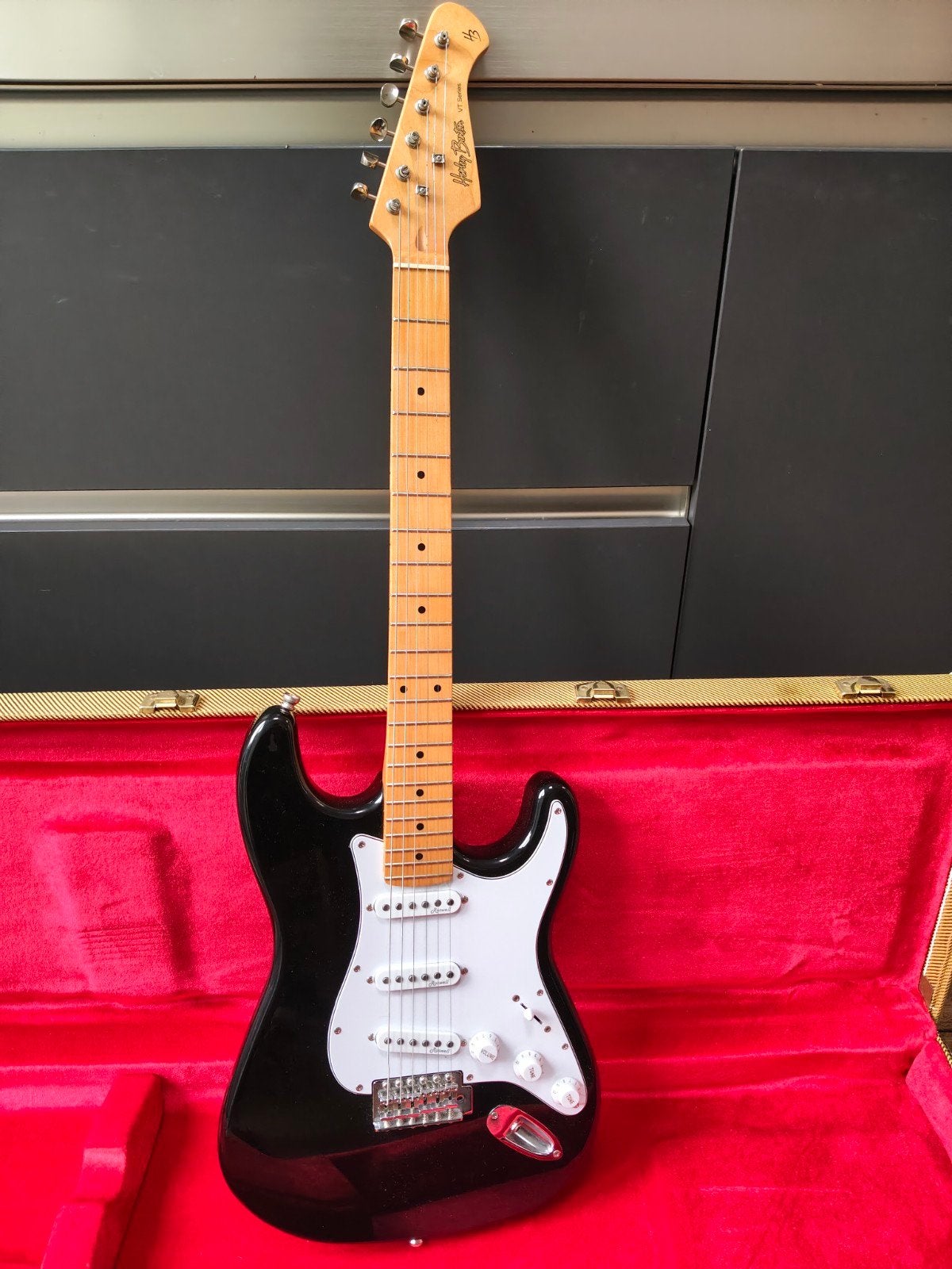 Harley Benton  ST-6MNBK vintage series incl. koffer., Muziek en Instrumenten, Ophalen, Zo goed als nieuw, Solid body, Overige merken