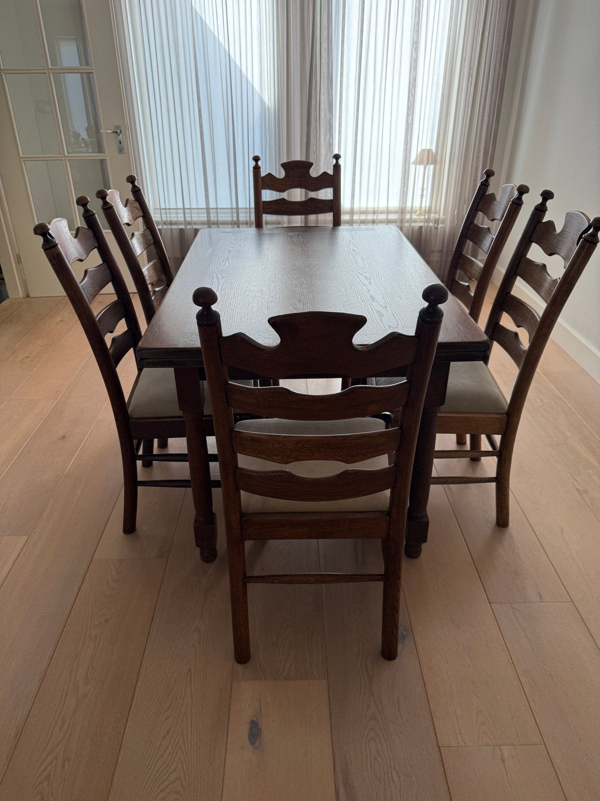 Uitschuifbare tafel eiken 130 - 220 cm (met 6 stoelen), Ophalen, 50 tot 100 cm, Vijf personen of meer, Rechthoekig