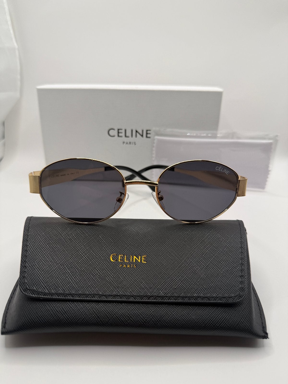 Celine zonnebril 40 euro 4 voor 100 euro, Ophalen of Verzenden, Nieuw, Overige kleuren, Overige merken