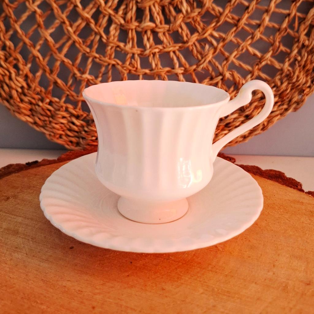 Paragon, elegante witte kop en schotel, Ophalen of Verzenden