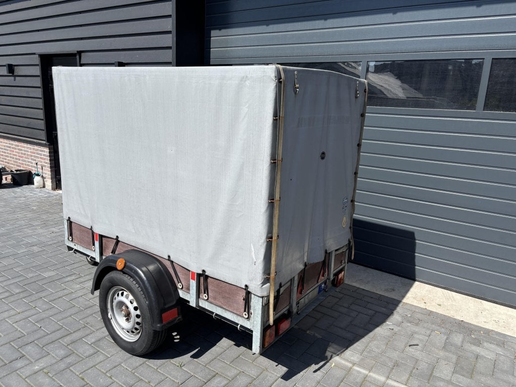 Huifaanhanger huifkar huifaanhangwagen enkelasser 750 kg, Gebruikt