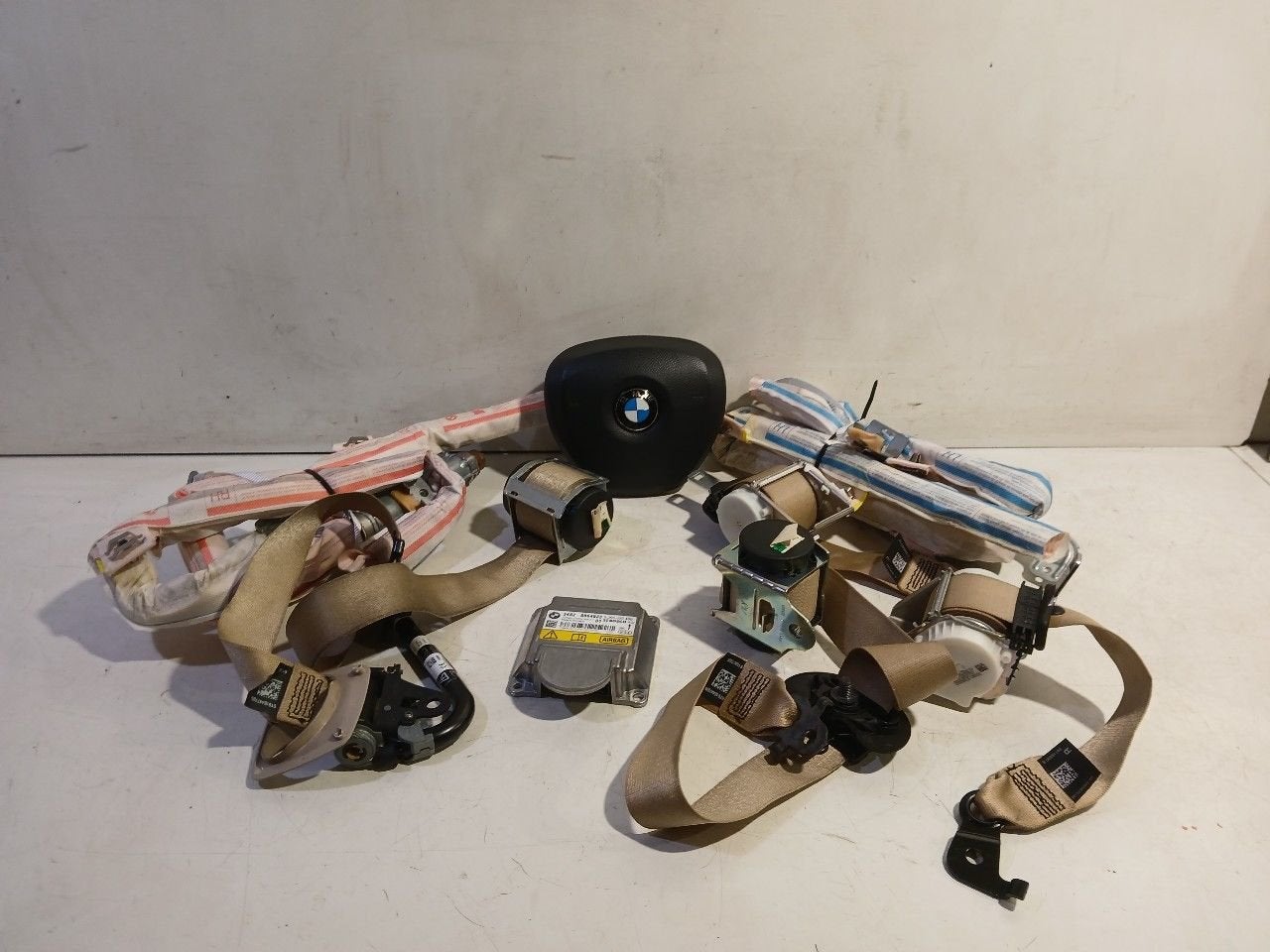 Airbag set BMW 5 serie, Onderdelen@venauto.nl, Van der Ven Autorecycling B.V., Gebruikt, Ettenseweg 76, 4706 PB Roosendaal, The Netherlands
