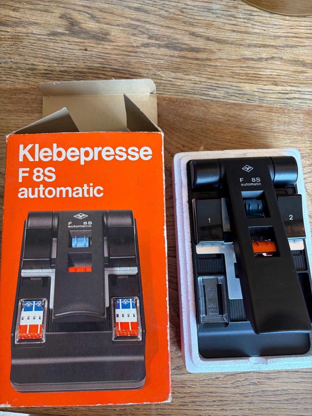 Agfa Klebepresse F8S Automatic - plakpers super 8 film, Audio, Tv en Foto, Fotografie | Doka Toebehoren, Ophalen of Verzenden