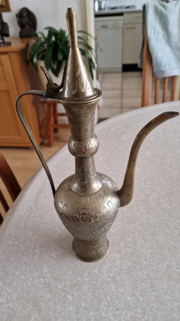 antieke koperen oosterse kan, Ophalen of Verzenden, Koper