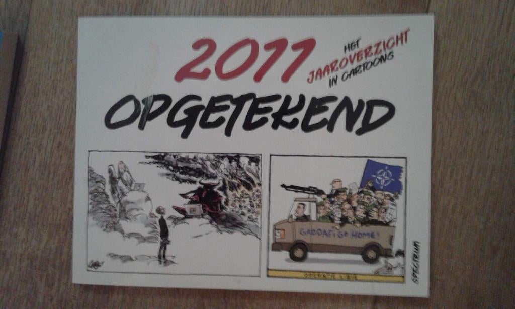 2011 Opgetekend het jaaroverzicht in cartoons: J Collignon, Boeken, Humor, Nieuw, Moppen, Ophalen of Verzenden