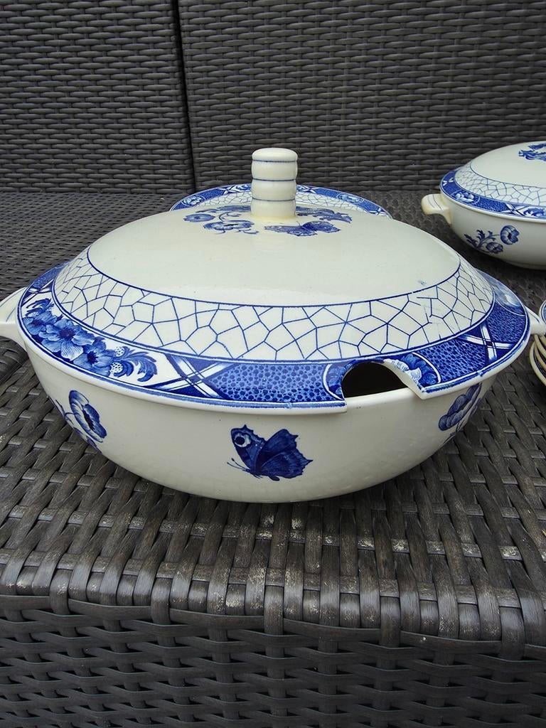 Servies, Antiek en Kunst, Antiek | Schalen, Ophalen of Verzenden