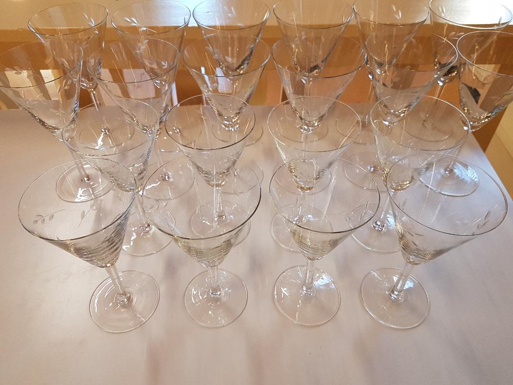 Gegraveerde glazen 20 stuks, Antiek en Kunst, Ophalen of Verzenden