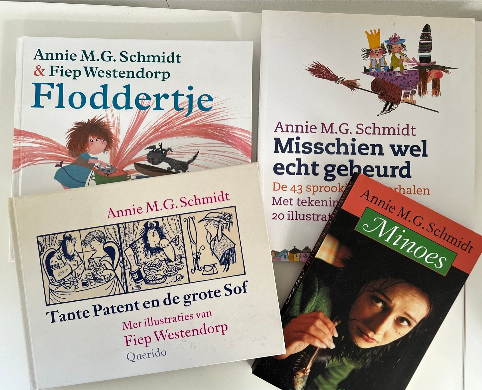 Annie M.G. Schmidt Boeken: Floddertje, Minoes, Tante Patent, Ophalen of Verzenden, Gelezen, Fictie algemeen