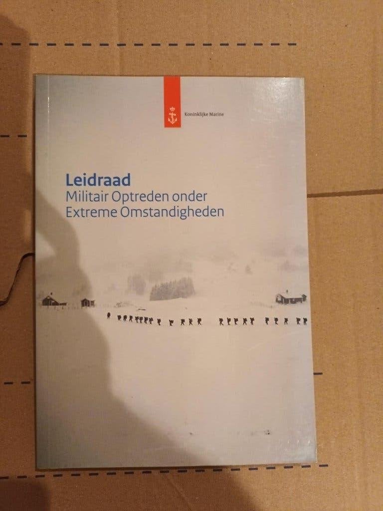 Korps Mariniers leidraad optreden in extreme omstandigheden, Verzamelen, Ophalen of Verzenden, Marine, Nederland, Boek of Tijdschrift