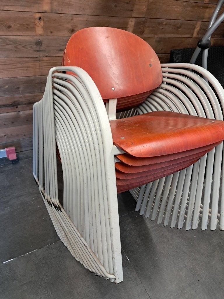 7 stoelen Retro Vintage jaren 90 stapelstoelen, Ophalen, Gebruikt, Overige kleuren, Vijf, Zes of meer stoelen