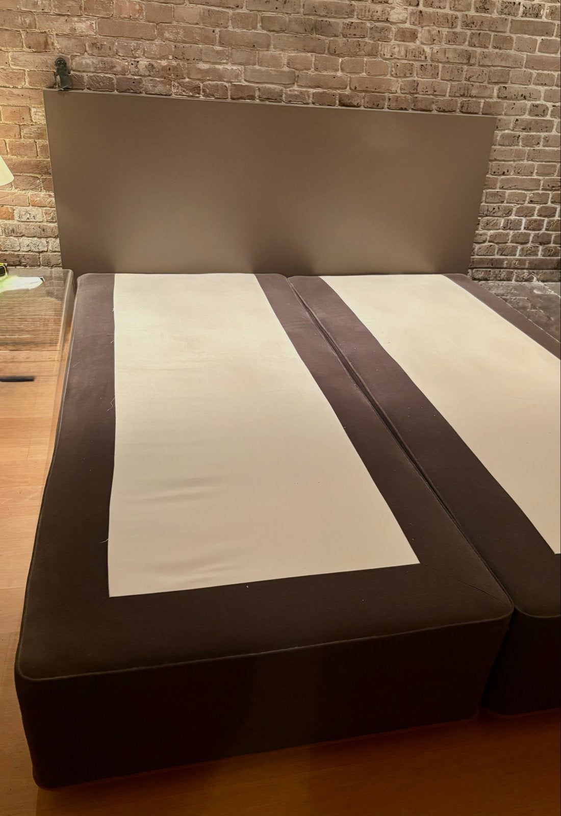 vispring boxspring met hoofdbord -180x220, Gebruikt, Bruin, Tweepersoons, Ophalen of Verzenden