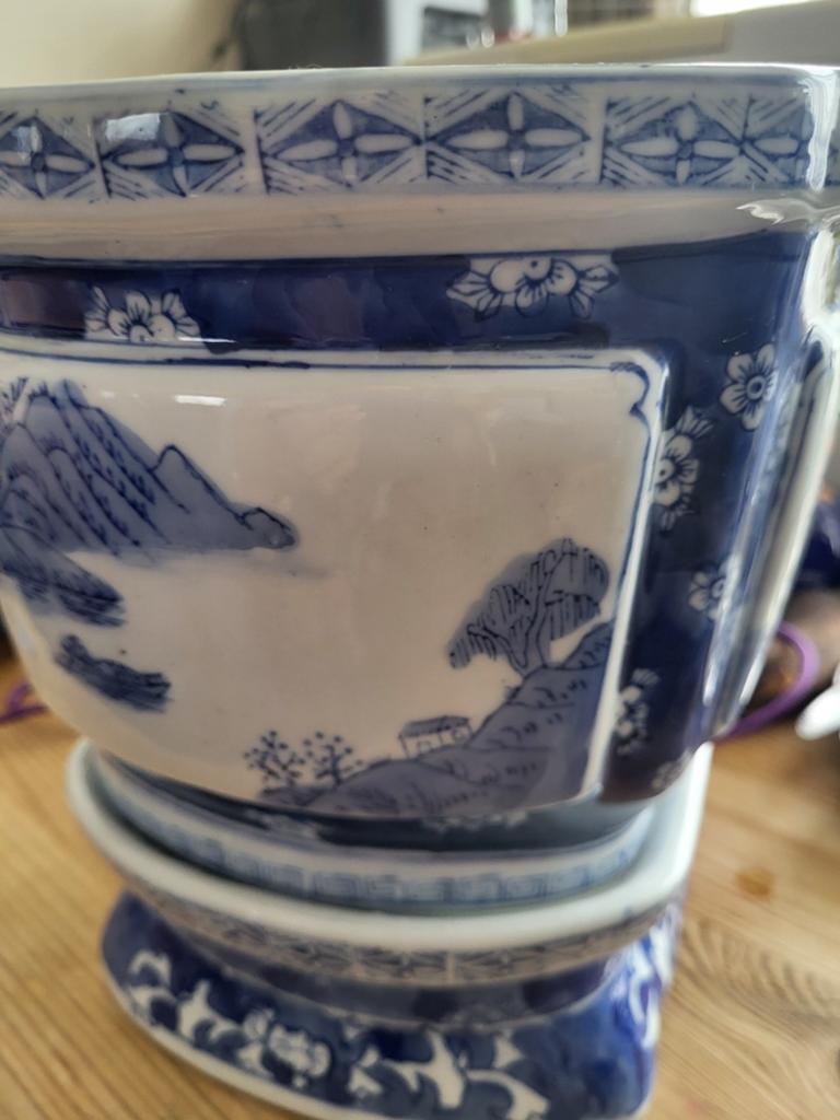 2 gave chinese bloempotten op staander Bieden, Ophalen