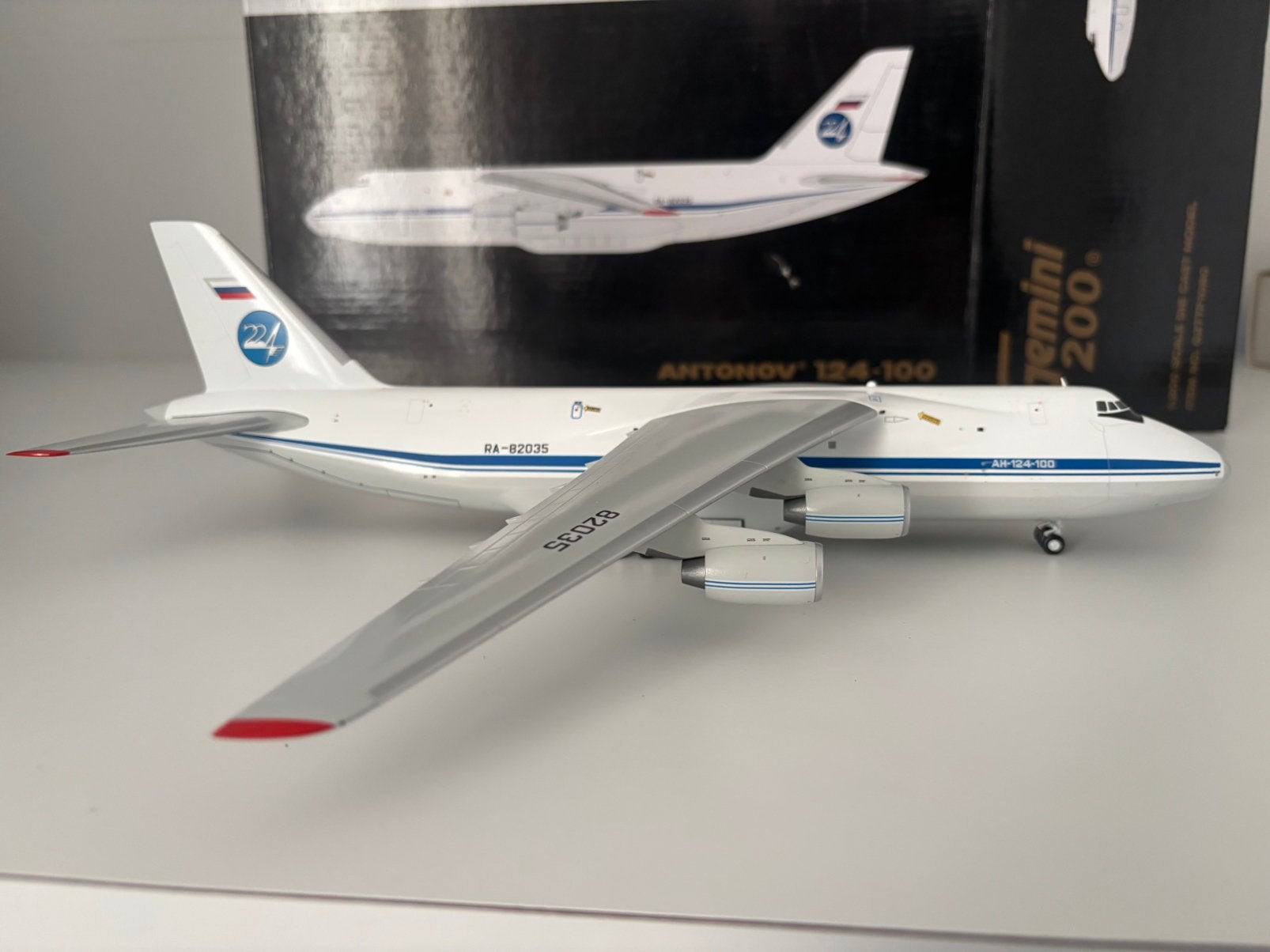 Gemini Jets RFAF Antonov 124 1/200, Ophalen of Verzenden, Zo goed als nieuw, Schaalmodel